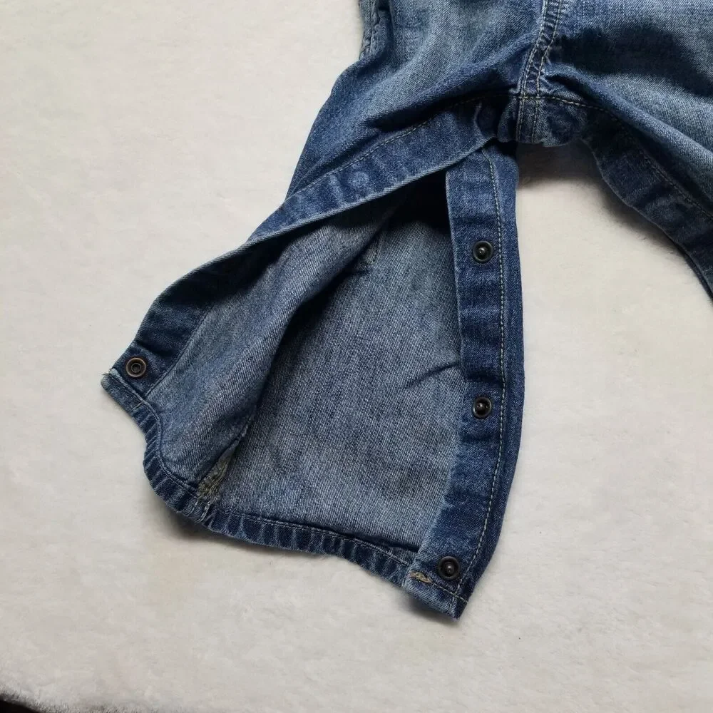 Oshkosh B’gosh 12-18 mo Bib Overalls Classic Snap Legs Adjustable Straps
